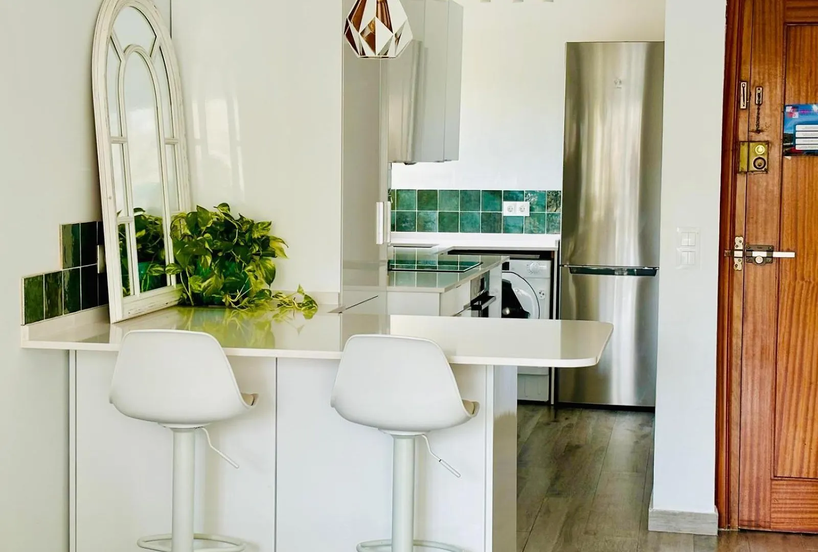 Casa Gracia Stylish Apartment Close To The Beach By Namaste Elite Malaga