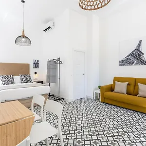 Holidays2malaga Picasuss Loft New Built Close Huelin And Promenade Málaga